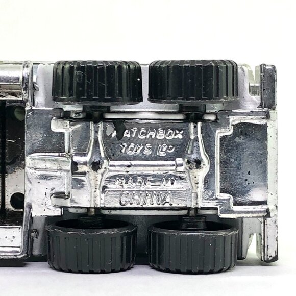 🦋 1981 Matchbox Superfast #56 Shell Peterbilt Tanker vintage 1/80 die cast car - Picture 10 of 11